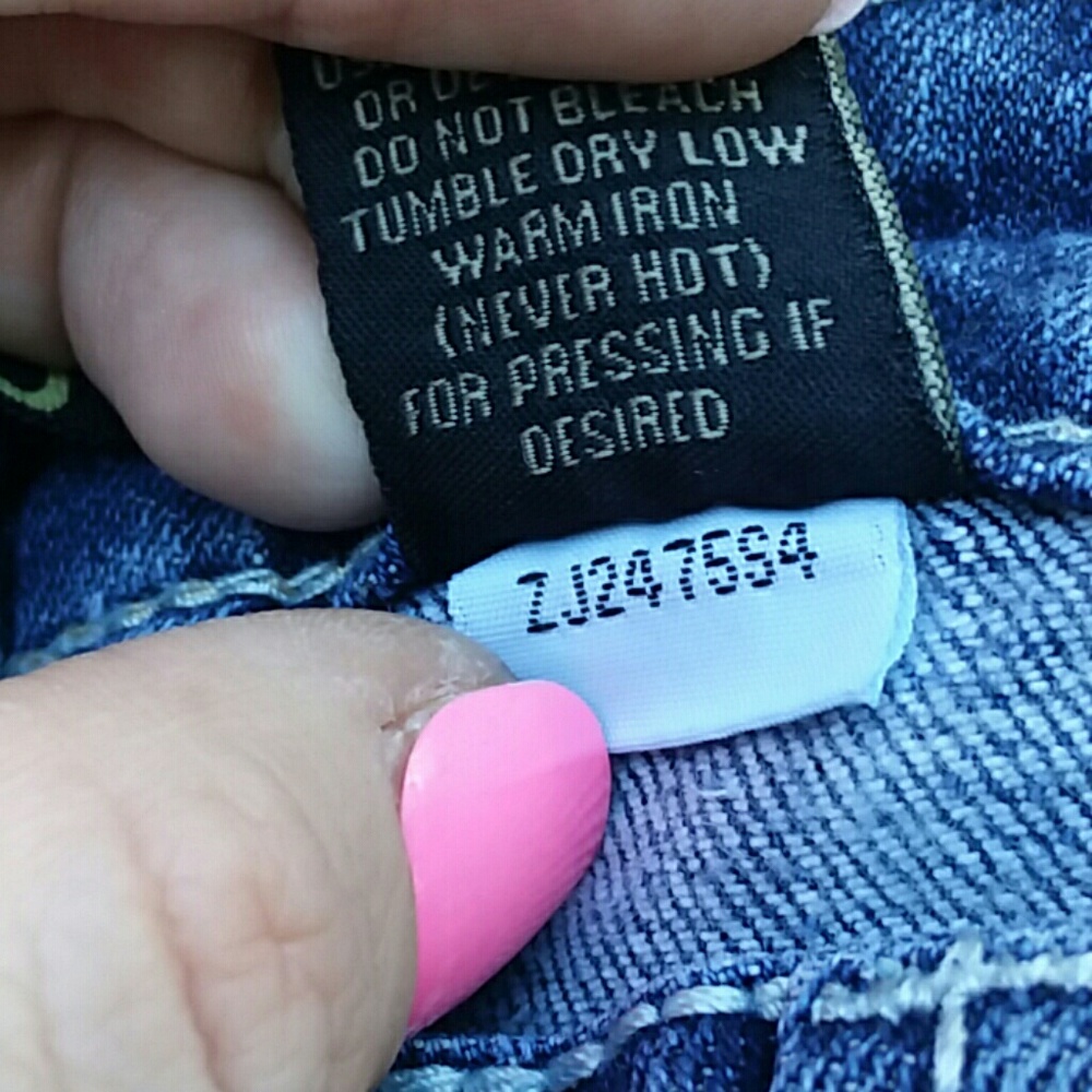 🦄ZCO Distressed Boot Cut🦄 - Picture 2 of 8